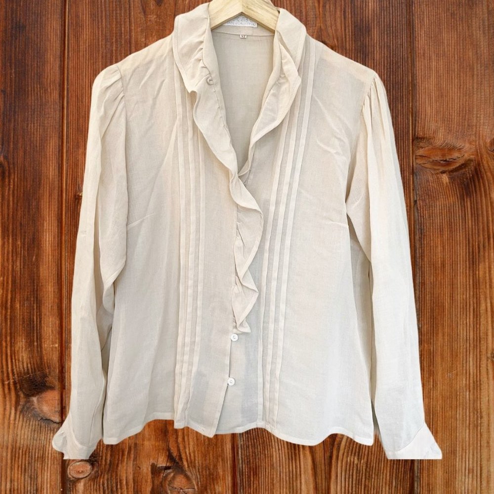 Vintage ruffle collar cotton blouse
